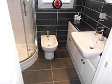 Bathroom 01 - 04 - Bidet